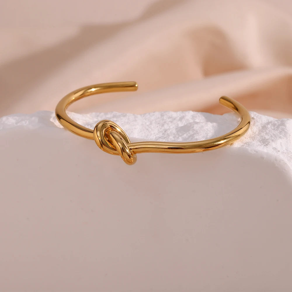 2022 New Fashion Minimalist 18K Gold Plated Knot Cuff Bangle Bracelets For Women Stainless Steel Waterproof Jewelry For Female