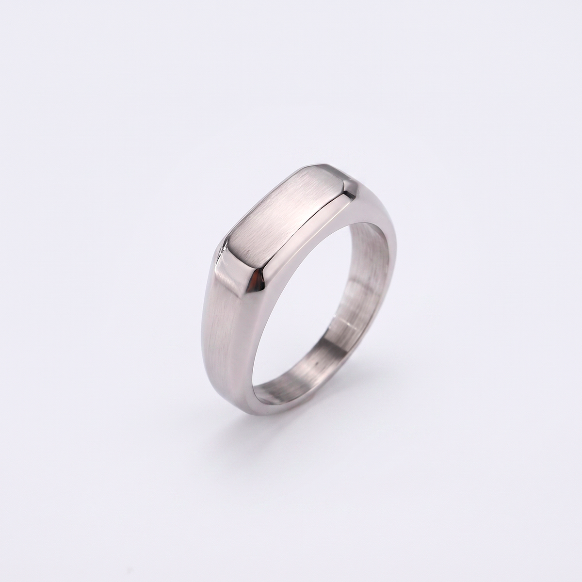 Sovereign Ring
