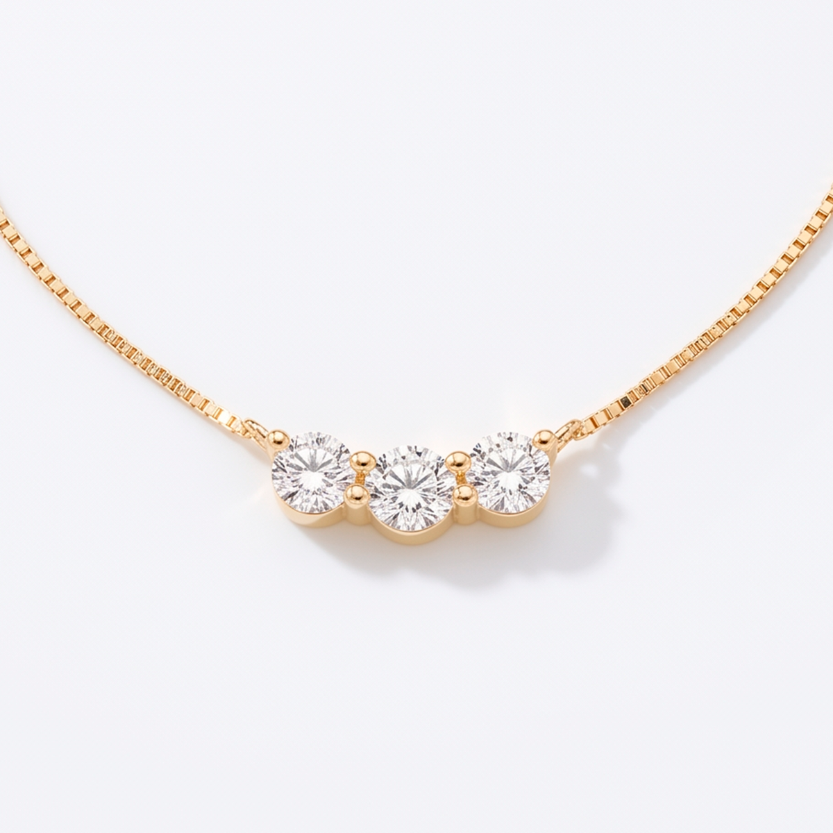 Lucent Necklace