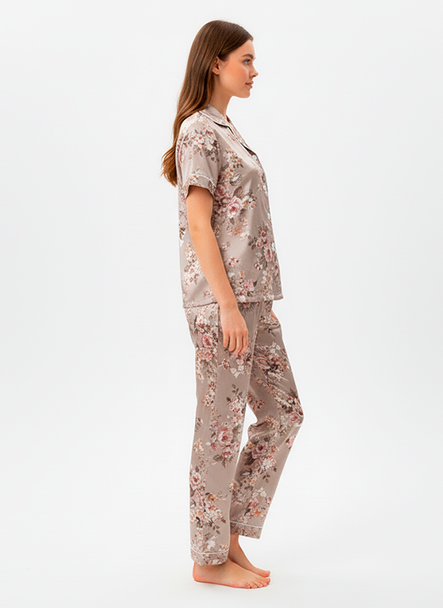 Women’s Satin Winter Bloom Pyjama Set