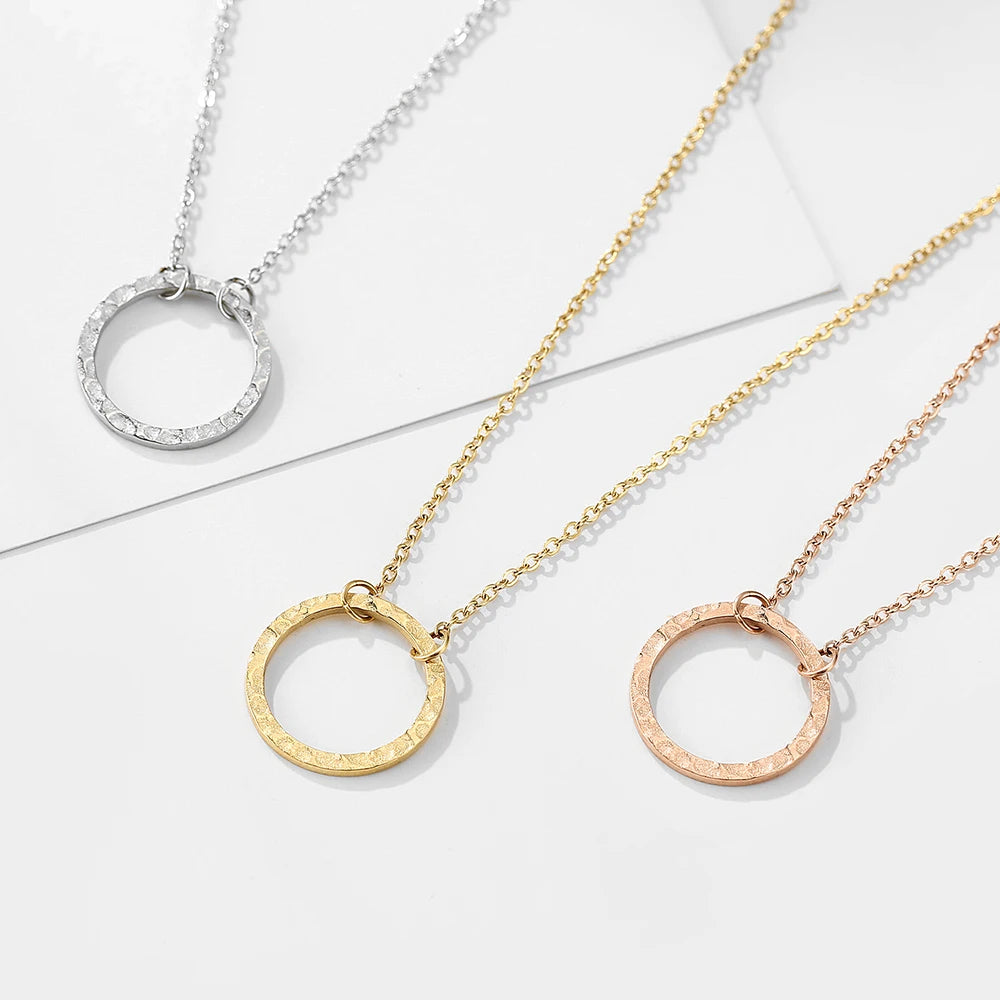 eManco Statement Necklace Women Dainty Stainless Steel Necklace Choker Pendant Necklace Fashion Jewelry