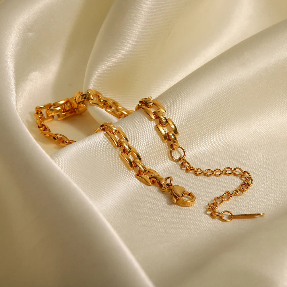 Youthway New Metallic Style Strap Bracelet 18k Gold Color Stainless Steel Trendy Charm Waterproof Jewelry for Women Men